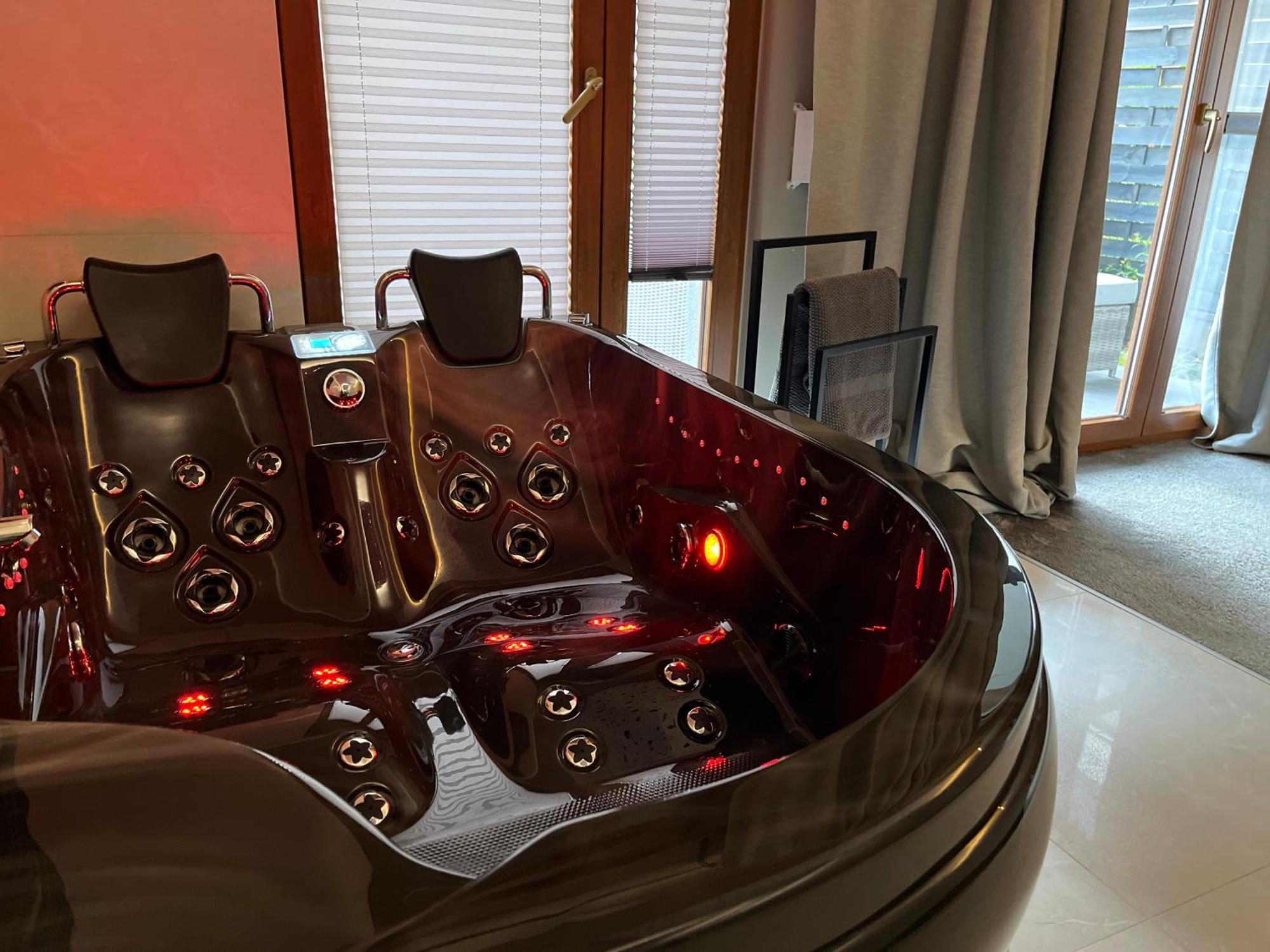 Jacuzzi Rakowicka Top Apartments Cracovie Extérieur photo