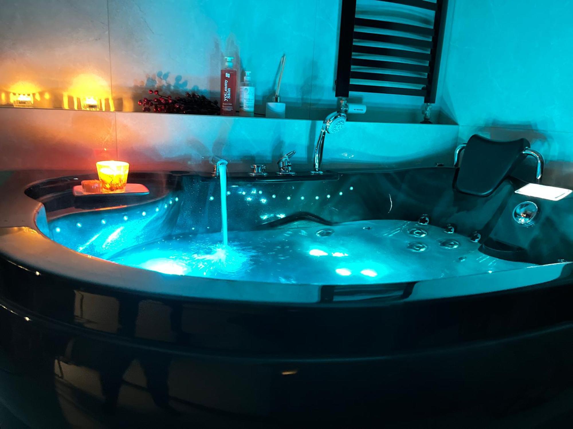 Jacuzzi Rakowicka Top Apartments Cracovie Extérieur photo